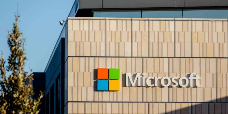 Microsoft supera expectativas com crescimento recorde do Azure