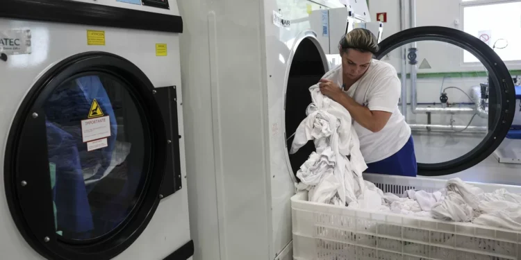 Governo vai apresentar proposta a Bruxelas para reforçar programa E-Lar