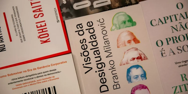 “Desacelerar a economia” pode ser a solução para o capitalismo?