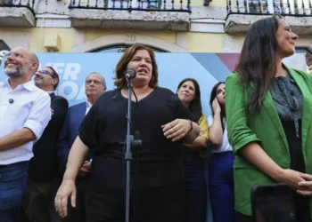 Esquerda unida na descida do Chiado contra “viragem forte à direita”