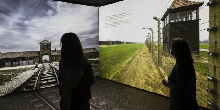 Sobreviventes exigem cancelamento de leilão de objetos do Holocausto na Alemanha