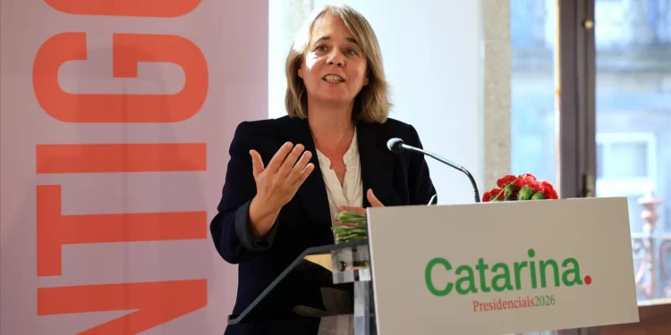 Catarina Martins considera “caso gravíssimo” escutas sem autorização a António Costa