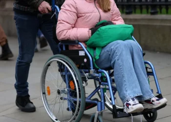 Subsídio para assistência a filho com doenças vai aumentar