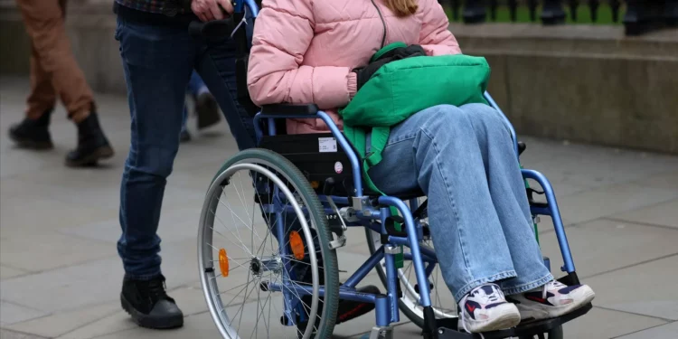 Subsídio para assistência a filho com doenças vai aumentar