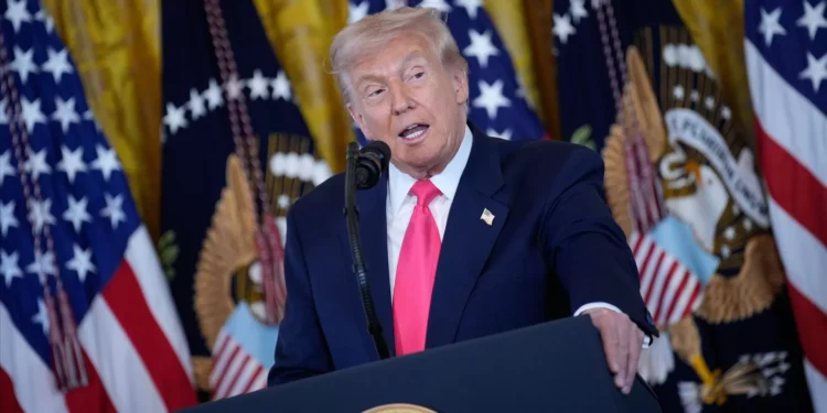 Trump retira tarifas alfandegárias sobre carne de vaca, café e bananas