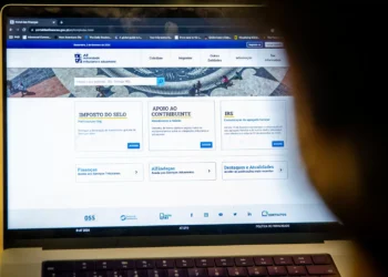 Proposta do Chega sobre deduções no IRS pode custar 713 milhões, diz UTAO