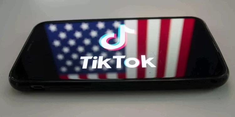 Acordo do TikTok nos EUA prevê novo controle e mudança no app