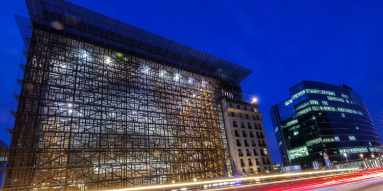 Bruxelas bate recorde e soma 542 dias sem governo regional