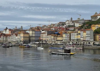 Hotéis do Porto com ocupação entre os 65% e os 100% para o “revéillon”