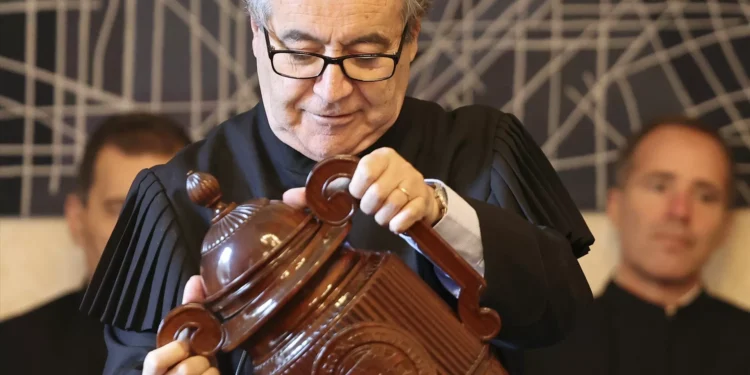 Presidenciais: Constitucional diz que impressão de boletins é responsabilidade do Governo