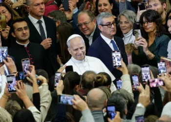 “A música é como uma ponte que nos leva até Deus”