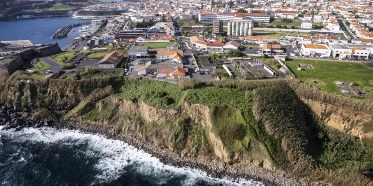 Empresários dos Açores pedem rápida normalização do fluxo de mercadorias por via marítima