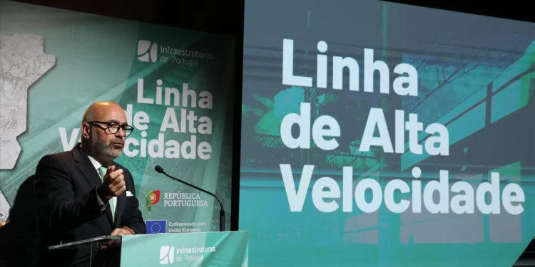 Alterações polémicas ao TGV em Gaia e no Porto chumbadas pela Agência do Ambiente