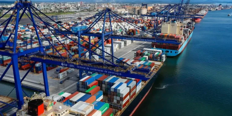 Consumo de importados por brasileiros dispara e atinge marca histórica