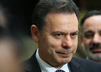 Montenegro em Kiev “para expressar apoio direto de Portugal à Ucrânia”