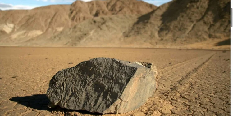 Qual é a maior rocha do mundo?