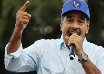 Maduro diz estar pronto para “combater narcotráfico” com Estados Unidos