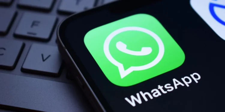 Brasil: Meta volta atrás e libera chatbots de IA no WhatsApp