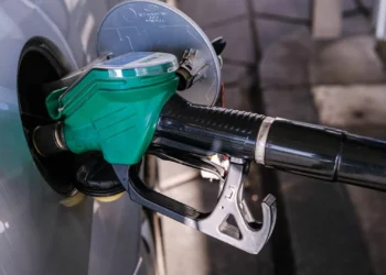Combustíveis. Ligeira descida no gasóleo, gasolina mantém o preço