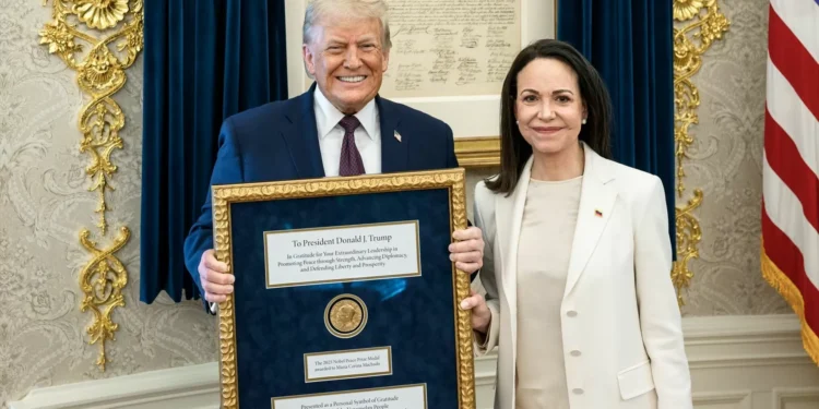 Uma Coca Cola por um Nobel? Donald Trump quis recompensar Corina Machado