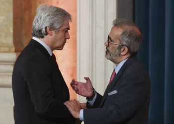 Quatro ministros ganharam mais quatro mil euros mês por terem sido eurodeputados