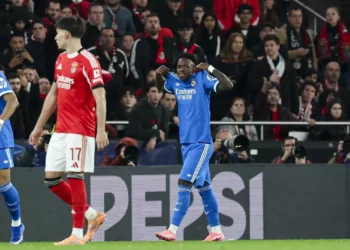 Vinícius: “Racistas são covardes, precisam de tapar a boca para demonstrar como são fracos”