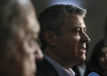 Carneiro considera que Luís Neves será “personalidade forte” em “Governo frágil”