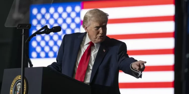 Trump anuncia nova tarifa global de 10%