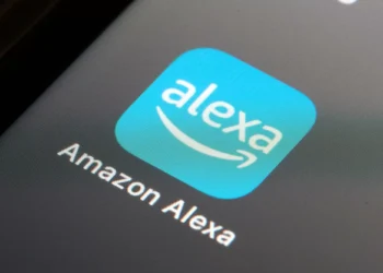 OpenAI pode fornecer IA para Alexa em negociação bilionária com a Amazon