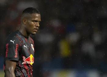 Central cedido pelo Benfica perde 50% do salário por declarações sexistas