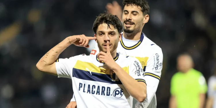 Famalicão derrota Casa Pia e sobe ao sexto lugar da I Liga